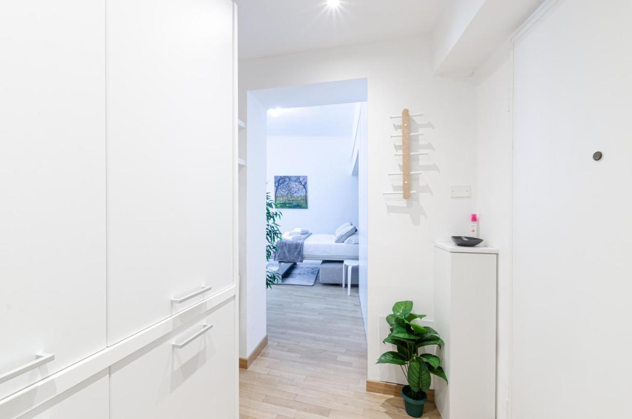 Design Apartment - Spadolini, Campus Bocconi Milano Eksteriør billede
