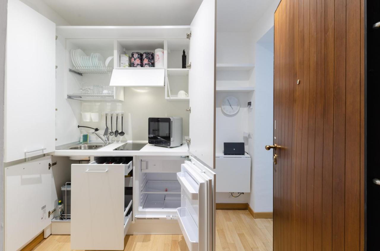 Design Apartment - Spadolini, Campus Bocconi Milano Eksteriør billede